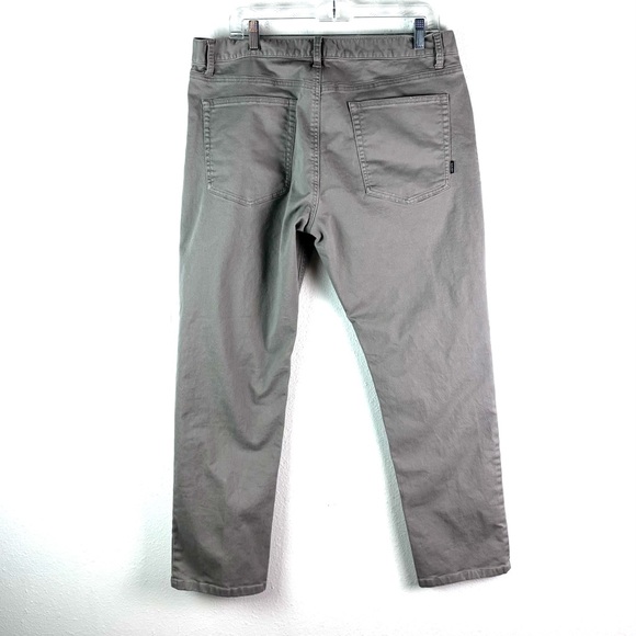 Alfani mens jeans - Picture 4 of 4